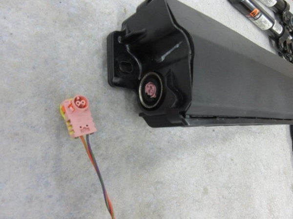 BUICK ENCORE 2013-2017-2018-2019 BLACK DRIVER LEFT KNEE Airbag STEERING WHEEL