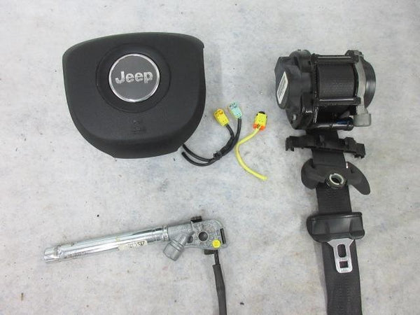 JEEP CHEROKEE 2014-2022 OEM DRIVER STEERING WHEEL AIRBAG LEFT  LH SEAT BELTS