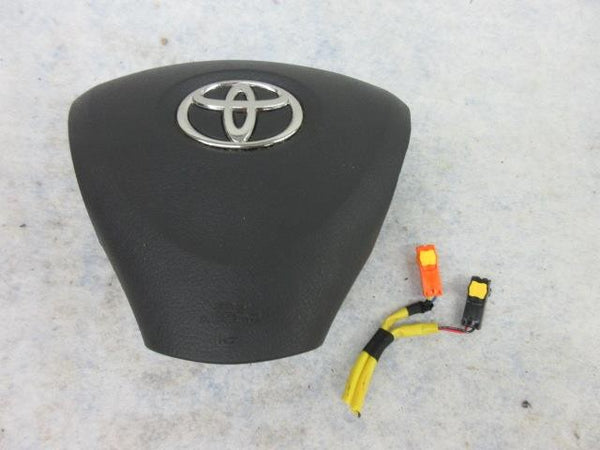 TOYOTA MATRIX COROLLA S BLACK W /RADIO O 9 - I  O LH AIRBAG STEERING WHEEL LEFT
