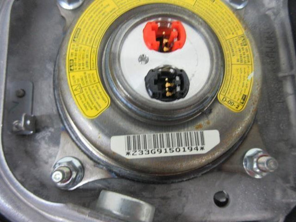TOYOTA MATRIX COROLLA S BLACK W /RADIO O 9 - I  O AIRBAG LH STEERING WHEEL LEFT