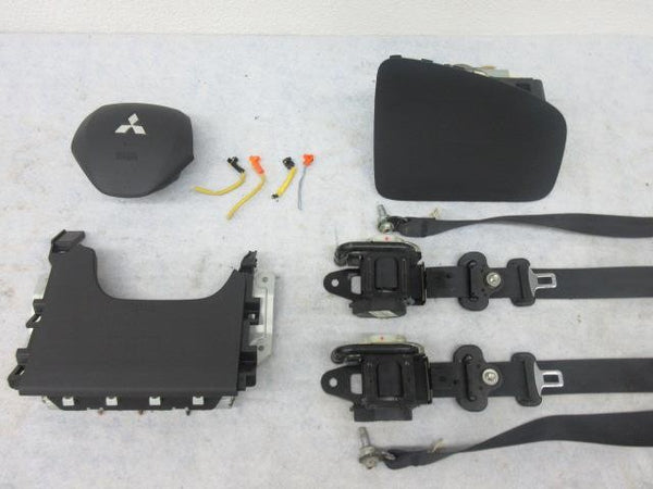 Mitsubishi Mirage HATCHBACK 2014-2024 Airbag steering wheel LEFT knee DASH BELTS