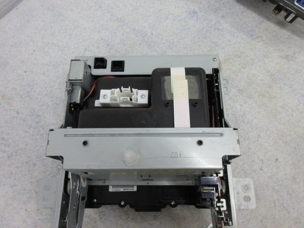 CHEVROLET TRAVERSE 2018-19-2020 OEM RADIO RECEIVER SCREEN 8 NAVIGATION 84423260