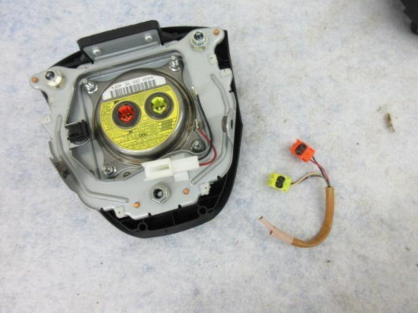 MAZDA 3  MAZDA3 2010-2011-2012-2013 CHROME LOGO 99%  Airbag LEFT Steering wheel