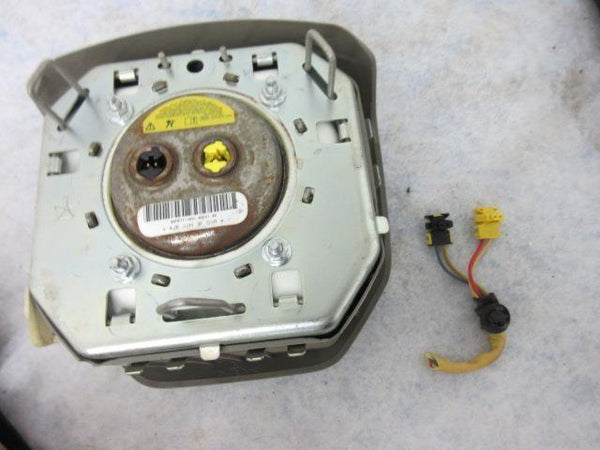 DODGE RAM CREW CAB * OLD BODY CLASSIC  2019-2024 Airbag steering WHEEL GRAY LEFT