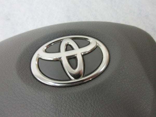 TOYOTA COROLLA LGT GRAY W/RADIO O 9 - I  O L MATRIX AIRBAG STEERING WHEEL L LEFT