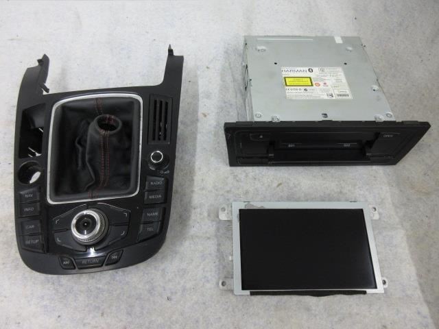 AUDI A4 S4 2010-2011-2012 OEM RADIO NAVIGATION 8T1035664D SCREEN 7 ¨ 8R0919604