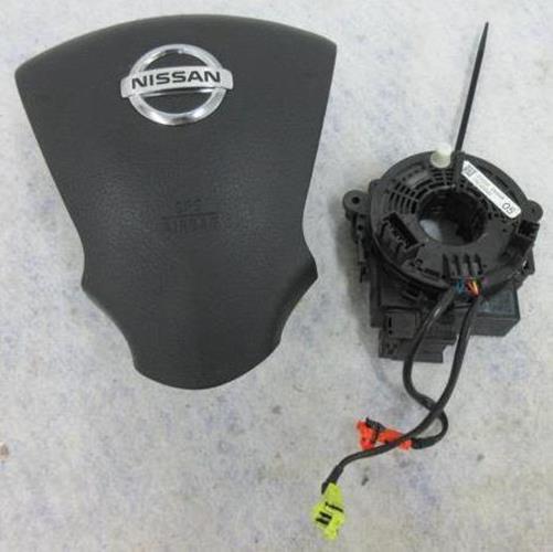 NISSAN VERSA NOTE SL 2014-2015 OEM AIRBAG 2 PLUGS LH LEFT Steering wheel DRIVER