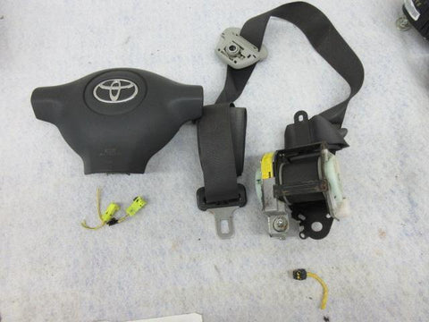 Toyota ECHO VITZ SEDAN HATCHBACK O 3 - O 5 Airbag steering wheel LEFT SEAT BELT