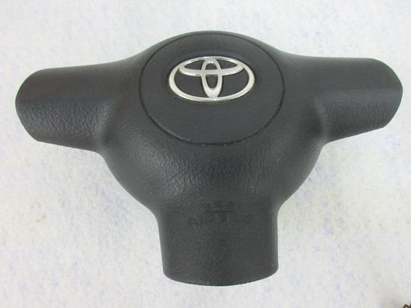 TOYOTA RAV-4 O 4 - O 5  OEM  ALREADY RECALLED  Airbag steering wheel DRIVER left