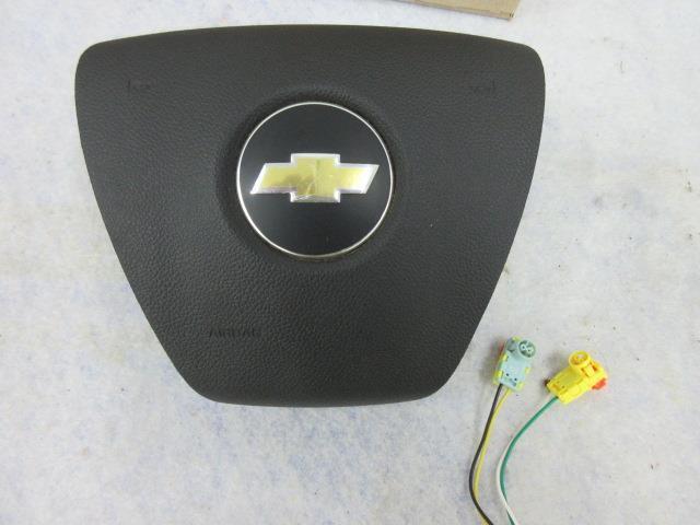 CHEVROLET SILVERADO 1500  I  2 - I  4  LEFT 2 PLUG AIRBAG DRIVER STEERING WHEEL