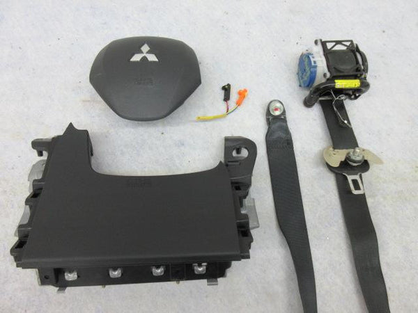 MITSUBISHI BIG OUTLANDER 2014-17-2018--2019-2020 KNEE LEFT Airbag steering wheel