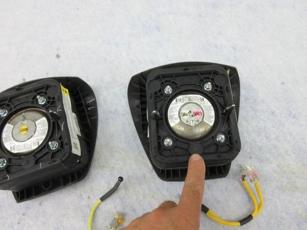 CHEVROLET EXPRESS 1500 2008-2024 AIRBAG OEM WITH PLUG DRIVER LEFT STEERING WHEEL