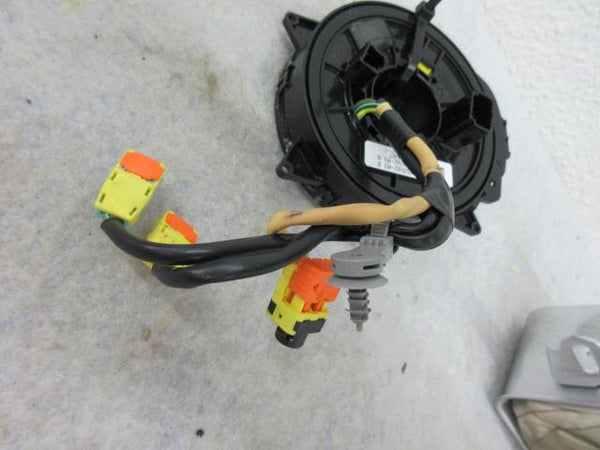 GRAND CHEROKEE 2014-2015-2016-2017-2018-2019-2020-2021 RH LH Airbag knee 2 BELT