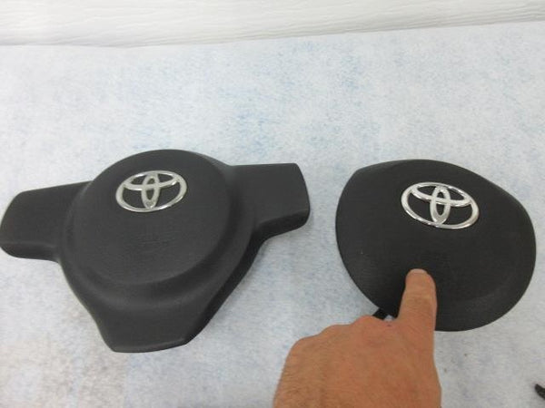 Toyota Yaris 2013-2014-2015-2016-2017-2018 Airbag steering wheel WITH RADIO LEFT