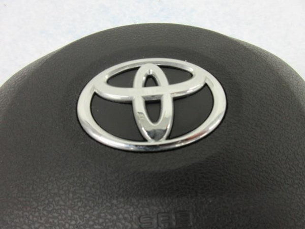 Toyota Yaris 2013-2014-2015-2016-2017-2018 Airbag steering wheel WITH RADIO LEFT