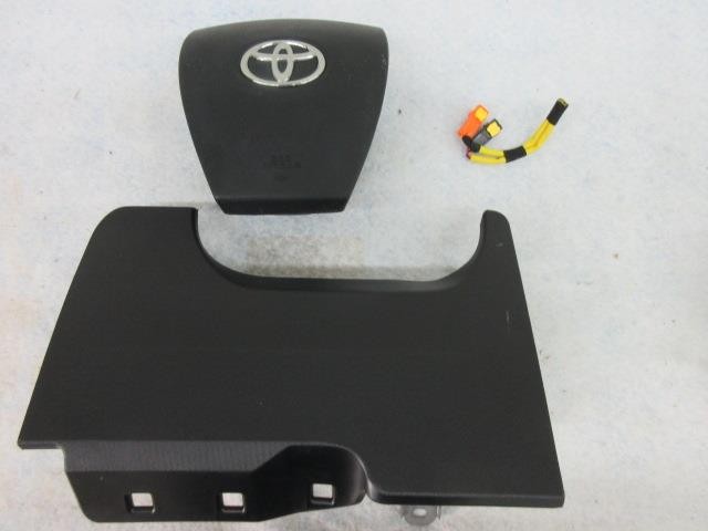 TOYOTA PRIUS C 2014-2015-2016-2017-2018-2019 Airbag OEM steering wheel left knee