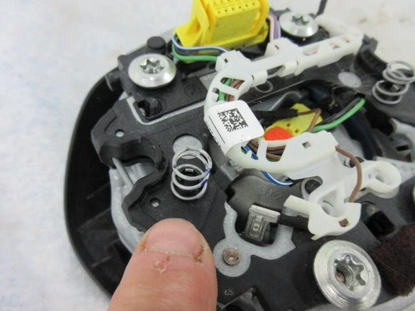 VOLKSWAGEN AMAROK 2016-2017-2018-2019-2020-2021 STEERING WHEEL left  AIRBAG LH