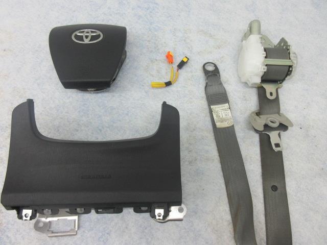 TOYOTA PRIUS V vin ¨DU¨ 2012-2018 Airbag steering wheel left knee GRAY SEAT BELT