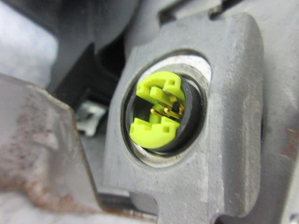 TOYOTA PRIUS V vin ¨DU¨ 2012-2018 Airbag steering wheel left knee GRAY SEAT BELT