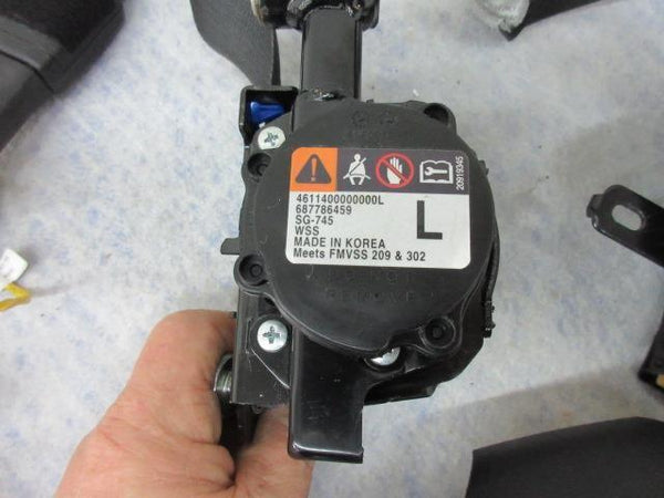 HYUNDAI TUCSON GL GLS 2011-2013-2012-2014-2015 BLACK left airbag WHEEL W 2 BELTs