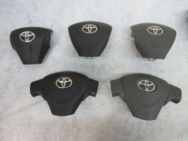 TOYOTA COROLLA S BLACK W/O RADIO O 9 - I  O L LEFT MATRIX AIRBAG STEERING WHEEL