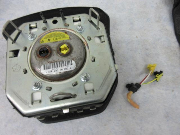 DODGE RAM CREW CAB * OLD BODY CLASSIC * 2019-2024 Airbag steering WHEEL LH LEFT