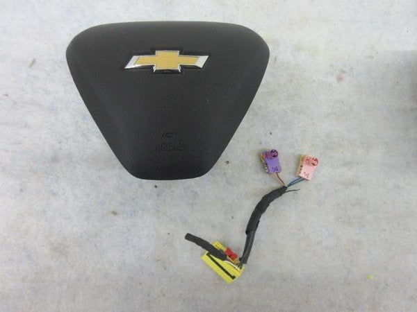 CHEVROLET EQUINOX 2018-2019-2020-2021-2022-2023-2024 STEERING WHEEL LEFT airbag
