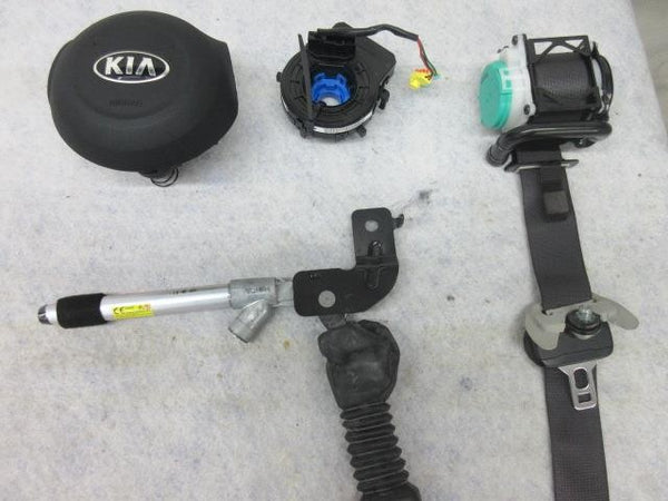 KIA SOUL EV EX 2014-2015-2016-2017-2018-2019 LEFT STEERING WHEEL OEM Airbag BELT