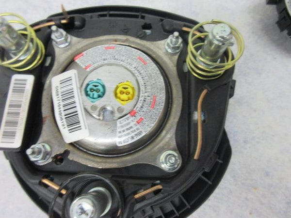 KIA SOUL EV EX 2014-2015-2016-2017-2018-2019 LEFT STEERING WHEEL OEM Airbag BELT