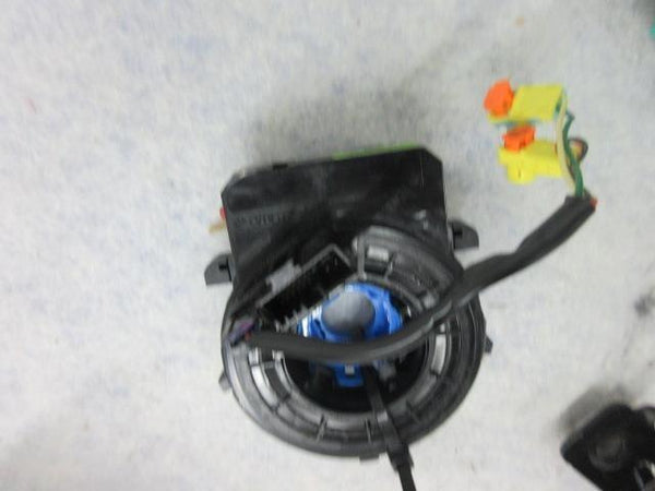 KIA SOUL EV EX 2014-2015-2016-2017-2018-2019 LEFT STEERING WHEEL OEM Airbag BELT