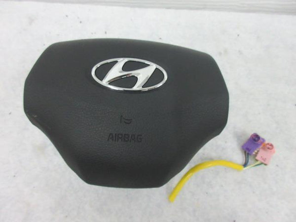 HYUNDAI Elantra GLS SE GL 2019-2020 steering wheel Airbag LEFT KNEE 2 X BELTS
