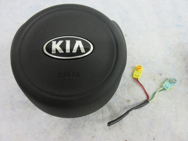 KIA SORENTO EX LX 2016-2017-2018 driver OEM steering wheel airbag SEAT BELT LEFT