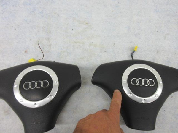 AUDI TT O O - O 2 1/ 2  OEM Airbag steering wheel DRIVER LEFT LH
