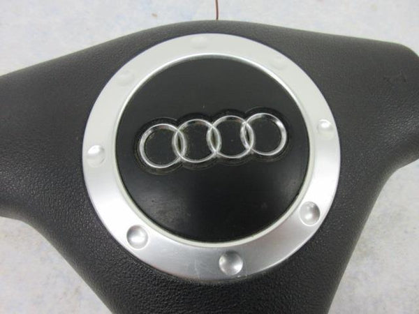 AUDI TT O 2 1/2 - O 6  OEM Airbag steering wheel DRIVER LEFT