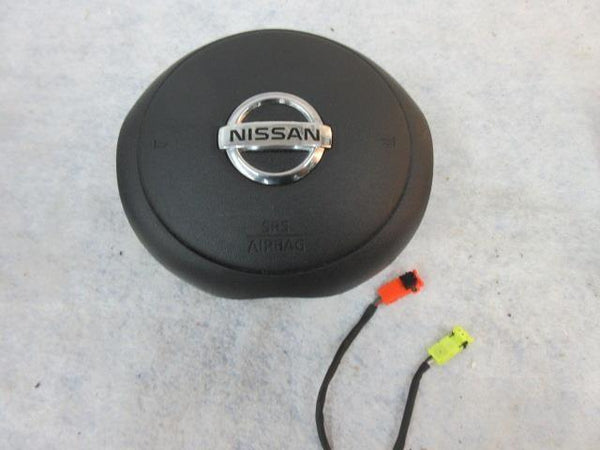 NISSAN NV 200 NV200 ROUND 2014-2024 Driver LEFT AIRBAG OEM 2 PLUG steering wheel