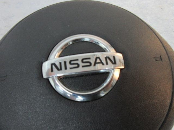 NISSAN NV 200 NV200 ROUND 2014-2024 Driver LEFT AIRBAG OEM 2 PLUG steering wheel