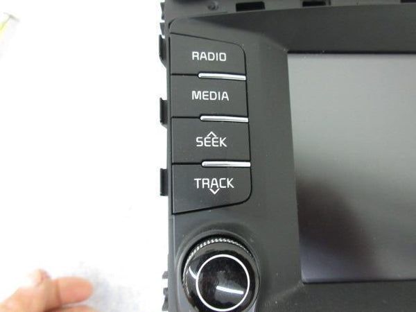 KIA  SORENTO 2019-2020-2021-2022 OEM RADIO 7 ¨SCREEN NAVIGATION 96160-c6500wk