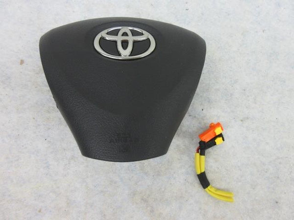 TOYOTA MATRIX COROLLA S BLACK W /RADIO O 9 - I  O AIRBAG LH STEERING WHEEL LEFT