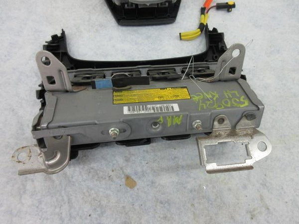 TOYOTA PRIUS V vin ¨DU¨ 2012-2018 DRIVER  Airbag steering wheel left knee BLACK