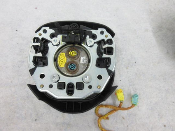 CHRYSLER PACIFICA 2017-2019-2020-2022-2021-2023-2024 Airbag LEFT STEERING WHEEL