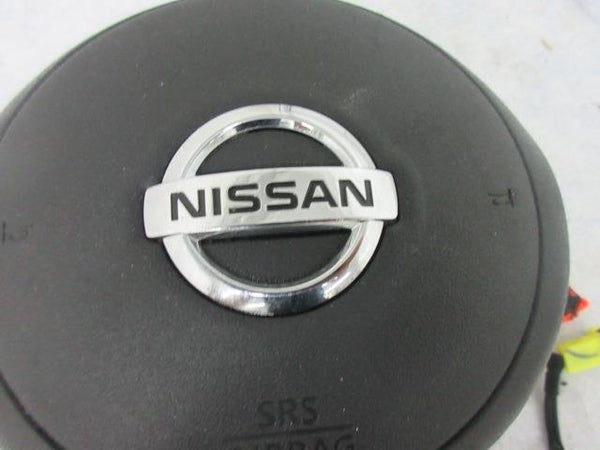 NISSAN NV 200 NV200 ROUND 2014-2024 2 PLUG LEFT AIRBAG OEM steering wheel Driver