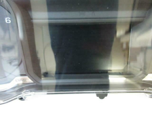GMC SIERRA 1500  89 700 KM 5.3 L 4X4 AUTO 2020 SCREEN 4´ OEM CLUSTER 84608346