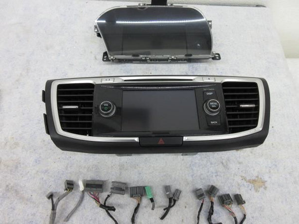 HONDA ACCORD COUPE 2013 OEM RADIO RECEIVER SCREEN NAVIGATION 39101-T2A-A810-M1