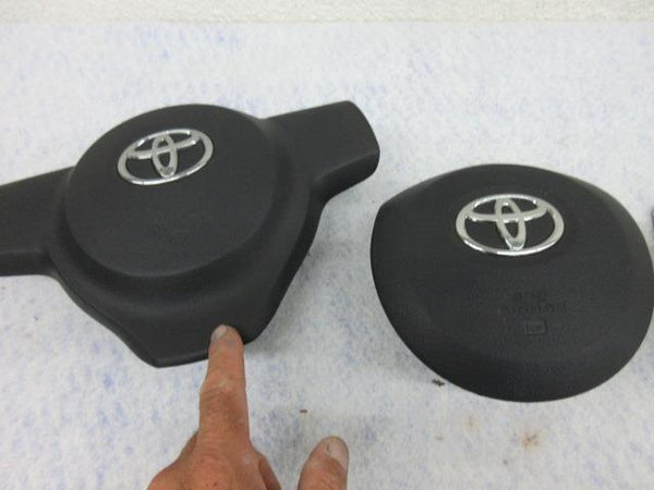 Toyota Yaris HATCHBACK SEDAN 2013-2018 OEM Airbag steering wheel LEFT KNEE BELT