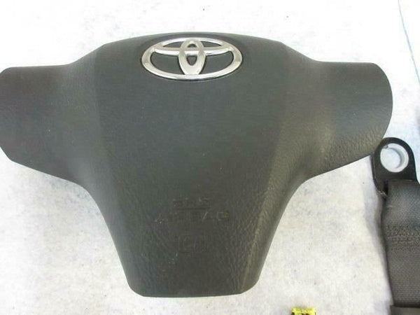 TOYOTA SEDAN 4 DOOR O6 - I I OEM LEFT STEERING LH DRIVER * DRIVER SEAT BELT