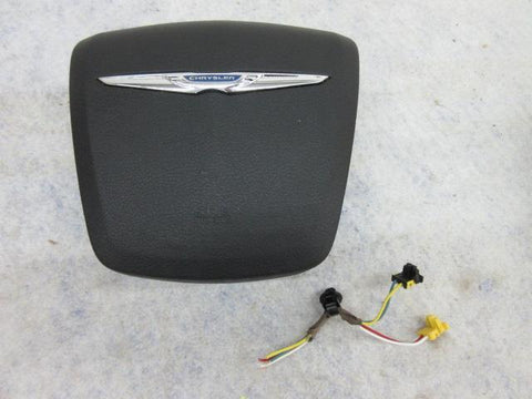 CHRYSLER TOWN & COUNTRY 2011-2012 LH OEM Airbag driver left  STEERING WHEEL