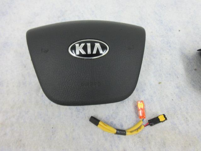 KIA SORENTO LX EX 2014-2015 driver steering wheel LEFT airbag 56900-1U500VA