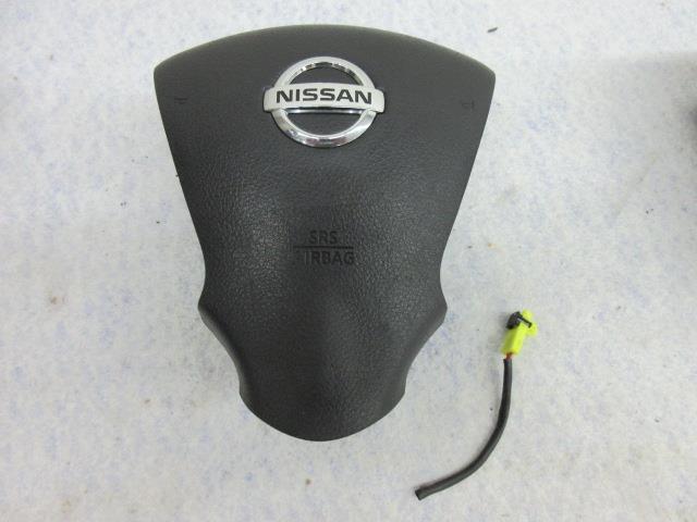 NISSAN VERSA NOTE 2016-2018-2017-2019 airbag LEFT 1 PLUG Steering wheel DRIVER