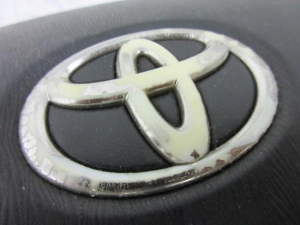 TOYOTA PRIUS V 2012-2018 OEM Airbag steering wheel left knee gray LH SEAT BELT